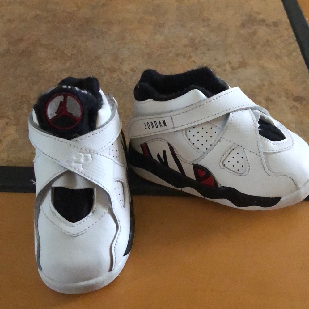 Jordan Retro 8